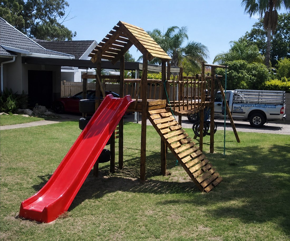 Custom timber jungle gym built by Rod Timber Products